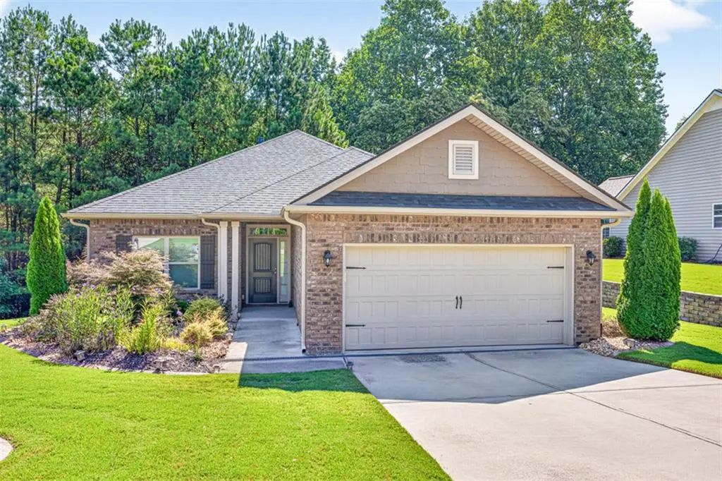832 Hidden Hollow Circle, Commerce