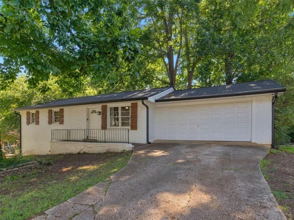 3790 Sweetbriar Circle, Lithia Springs