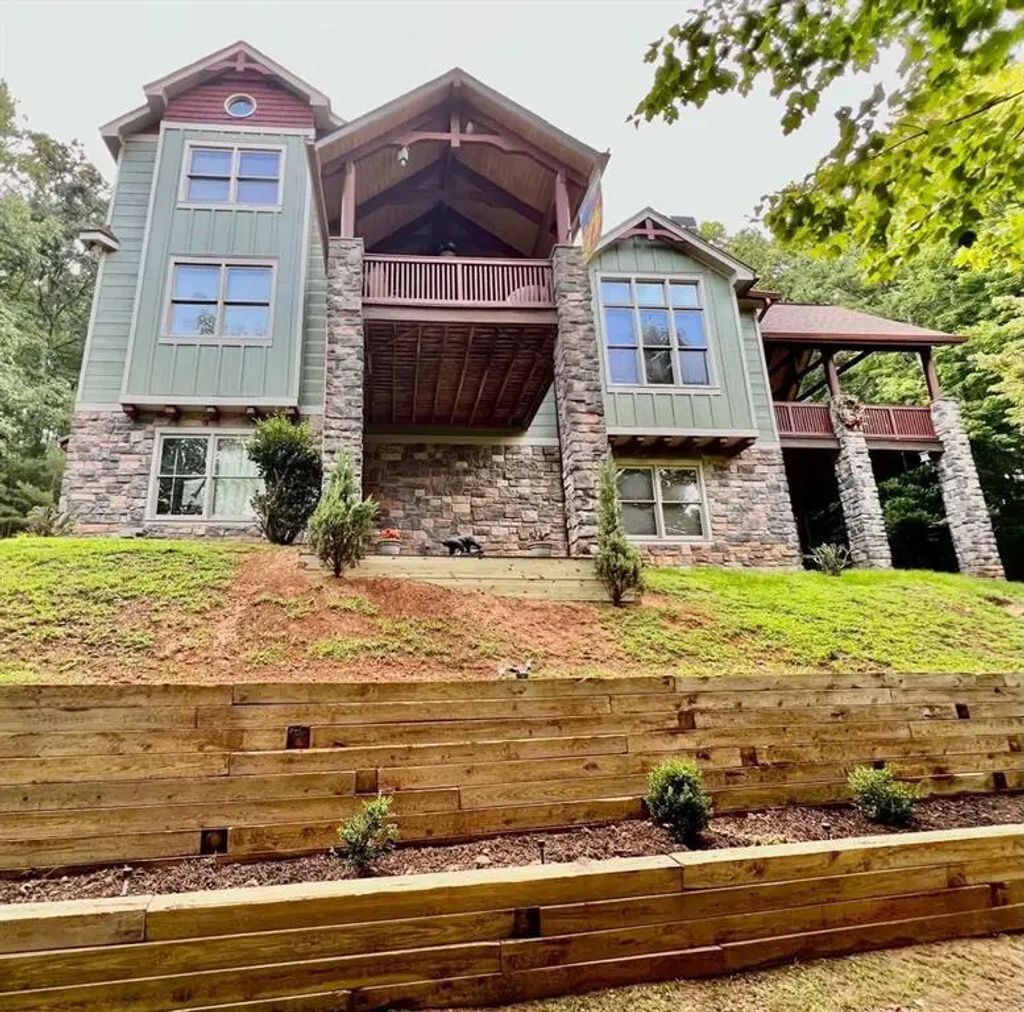 381 Laurel Ridge Drive, Ellijay