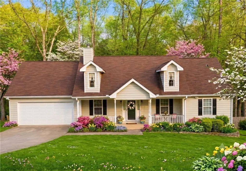 130 Lakefront Drive, Covington