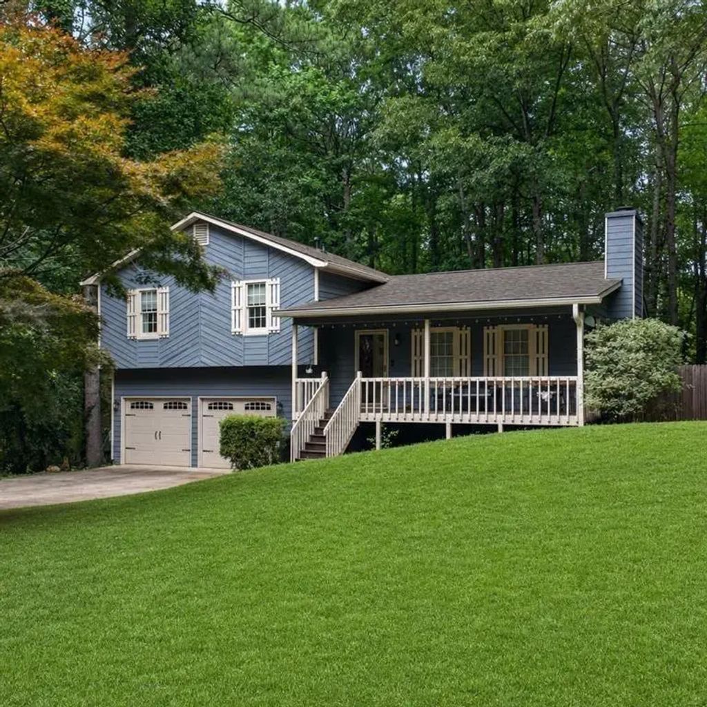 182 Highland Drive, Hiram