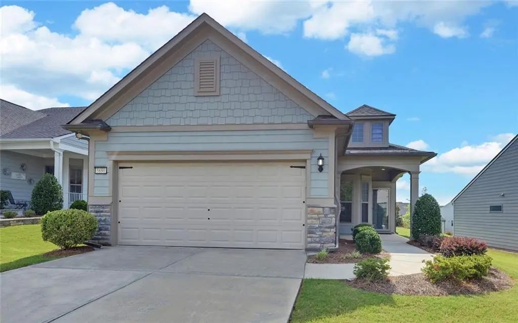 5690 Maple Bluff Way, Hoschton