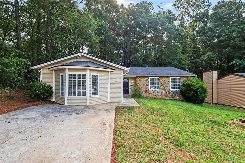 2196 Scarbrough Drive, Stone Mountain