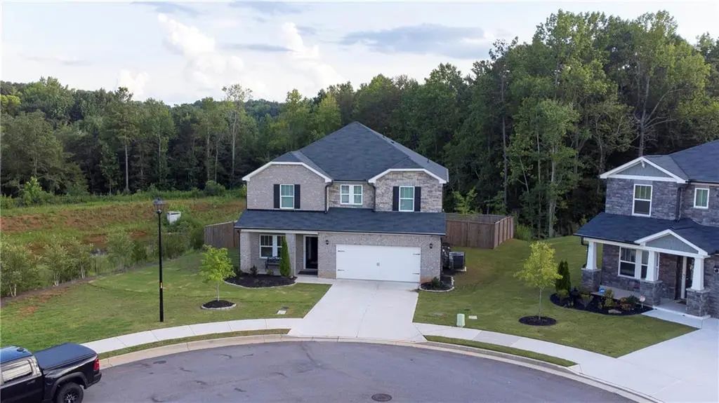 6960 Newcastle Court, Fairburn
