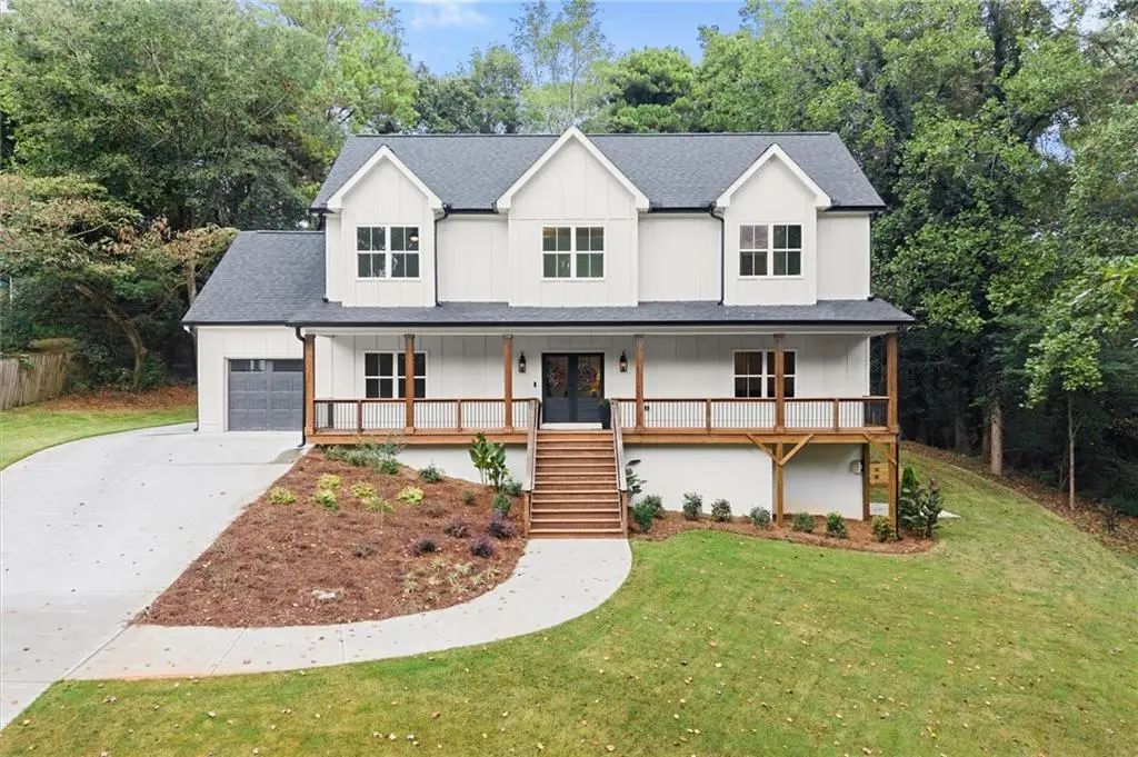 300 Nottingham Drive, Woodstock