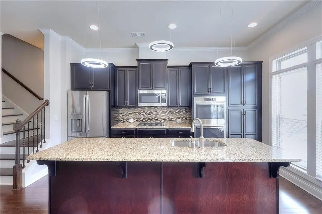 1306 Harris Way, Brookhaven