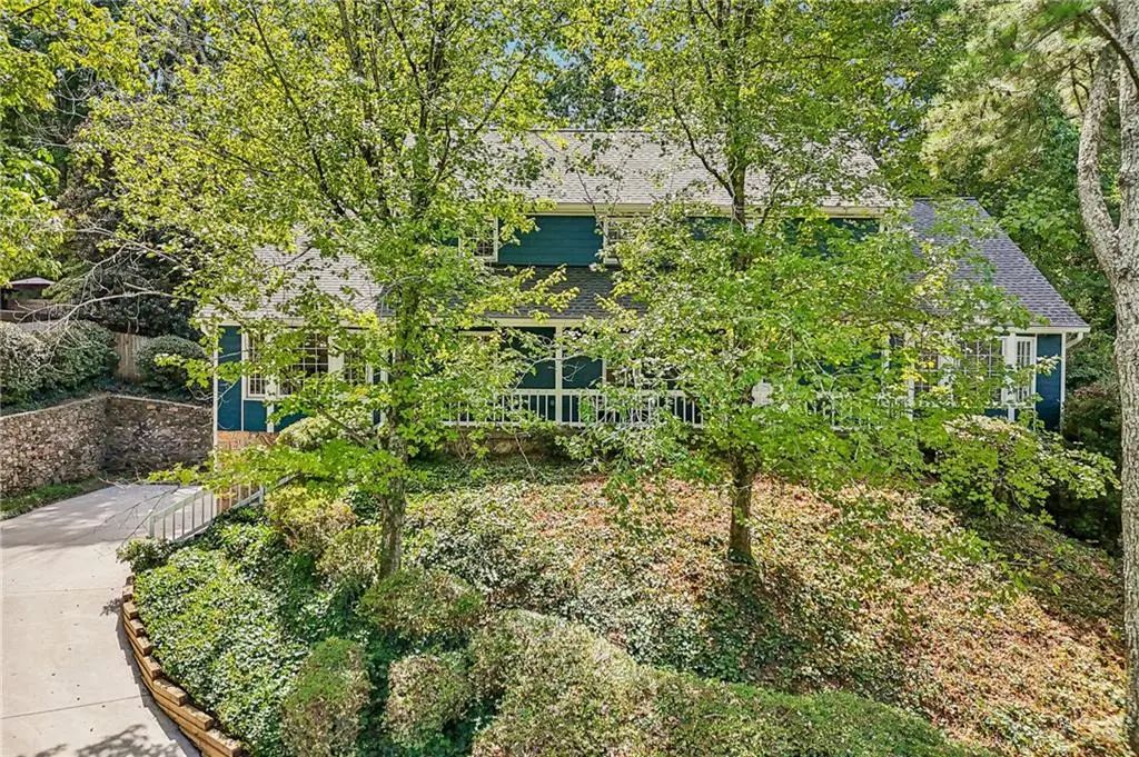 145 Old College Way, Sandy Springs