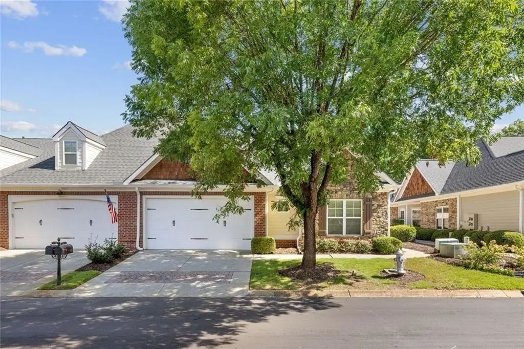 12100 Seasons Trace, Alpharetta