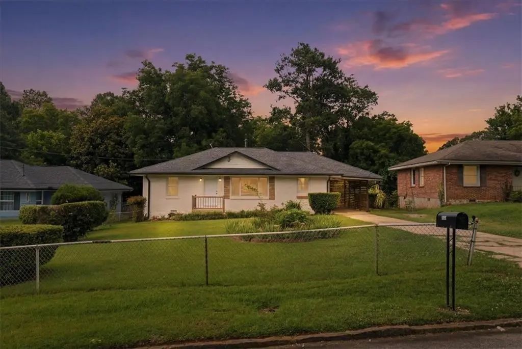 2101 East Drive, Decatur