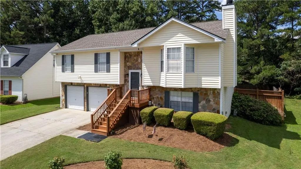 1046 Redan Trace, Stone Mountain