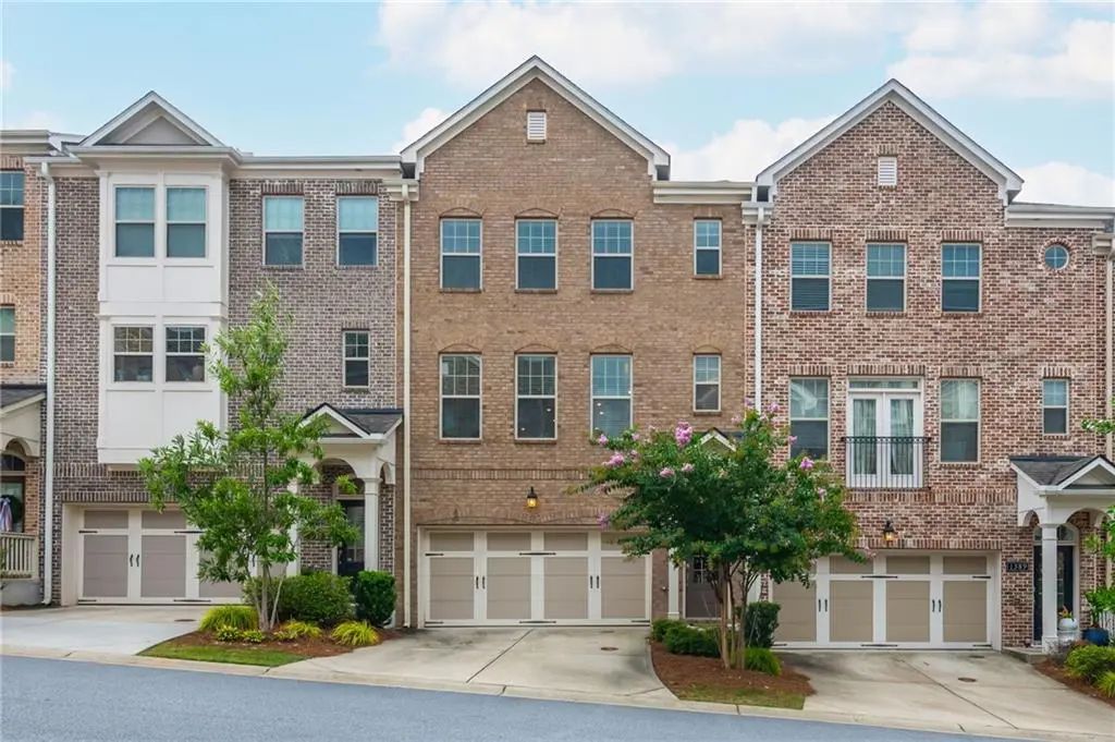1391 Live Oak Lane, Brookhaven