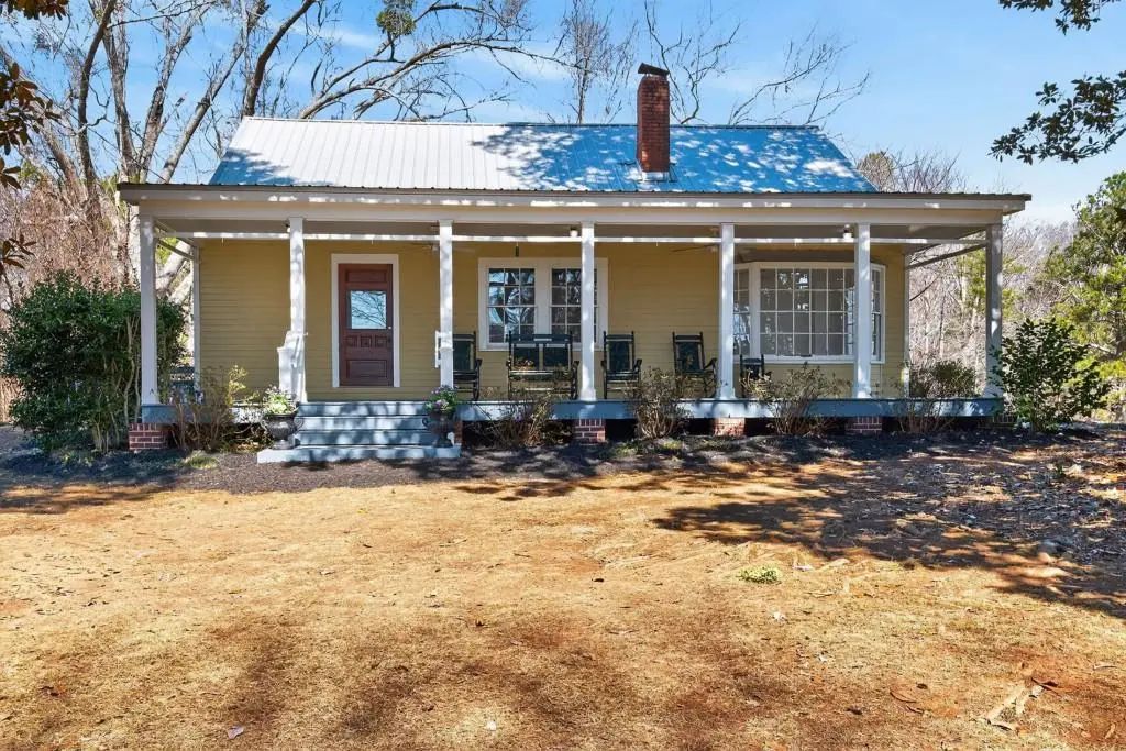 1060 Birmingham Road, Milton