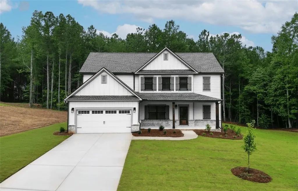 1238 Cherry Bark Court, Loganville