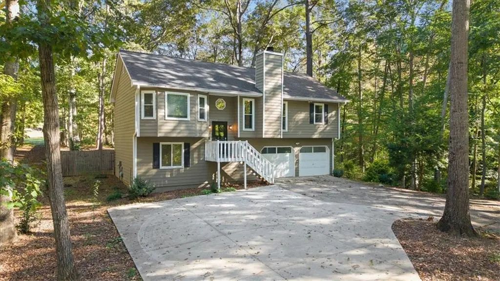 1528 Oakleaf Drive, Auburn