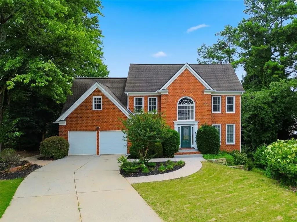 120 N Hillbrooke Trail, Alpharetta