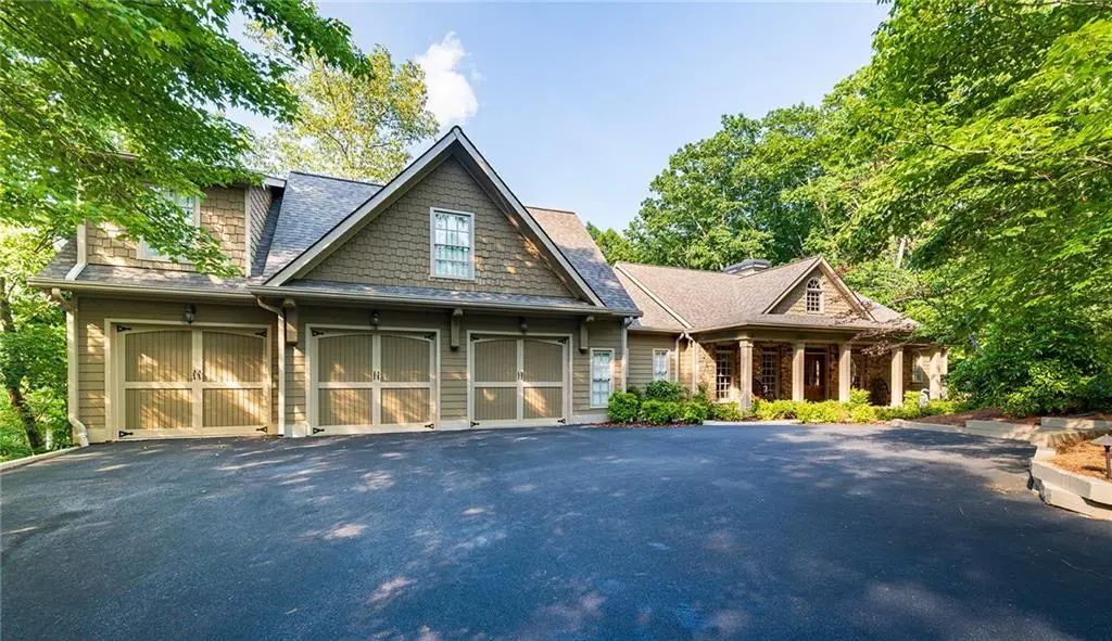 28 Tanager Way, Big Canoe
