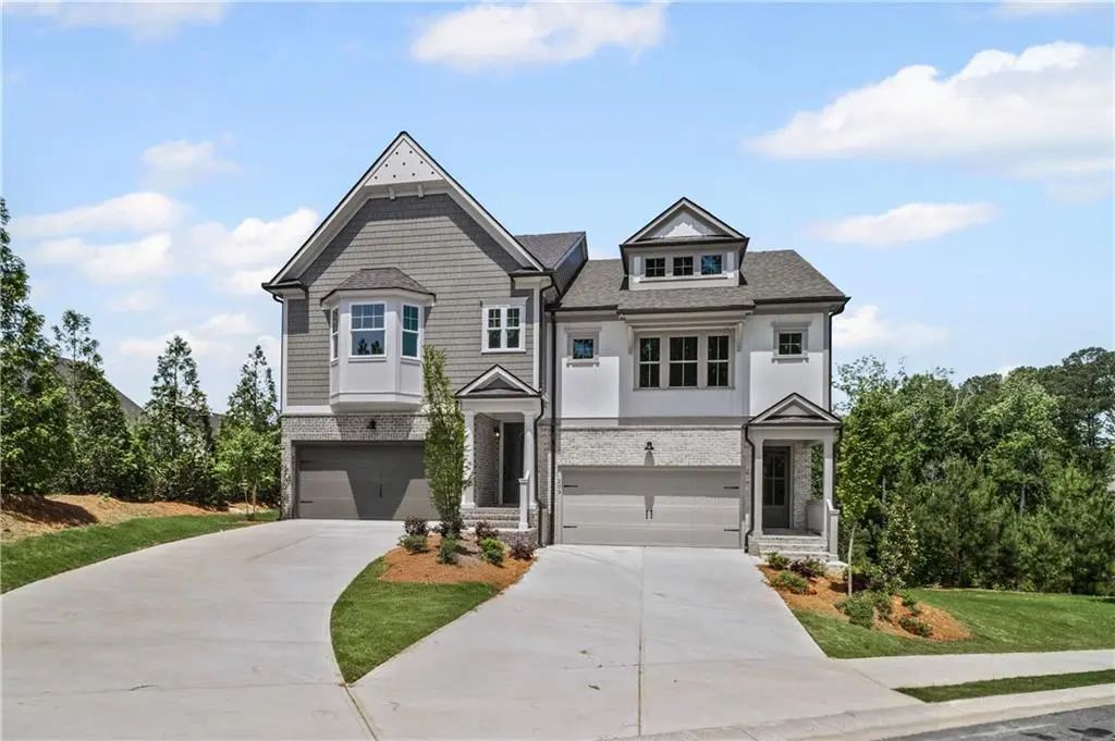 203 Retreat Lane, Canton