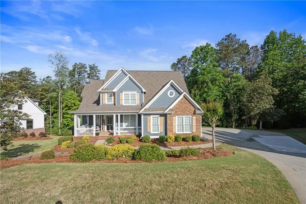 4452 Sandhurst Place, Flowery Branch