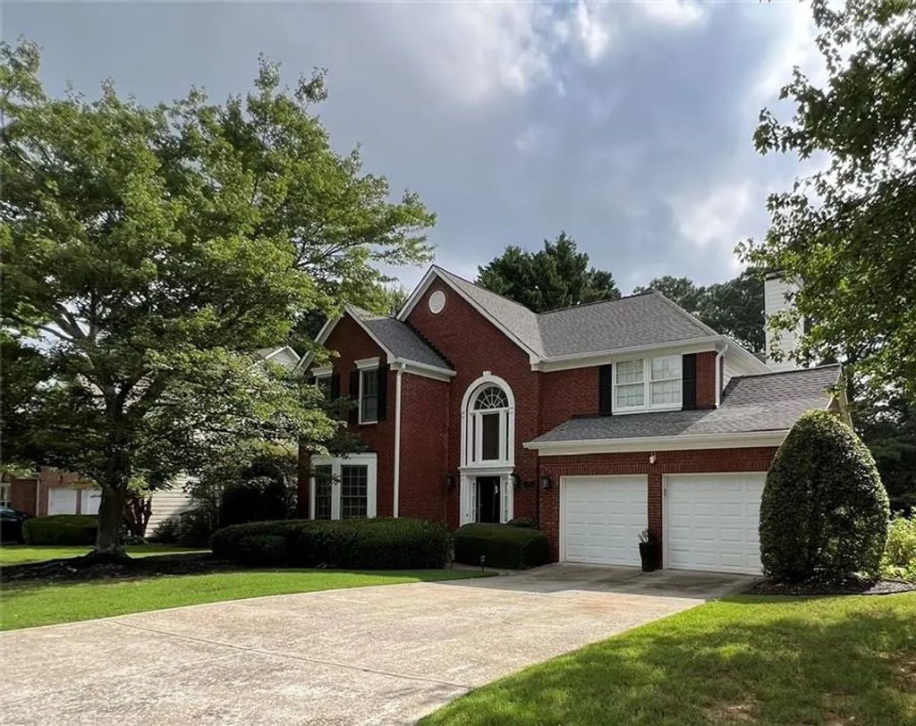 293 Grand Manor Drive, Marietta