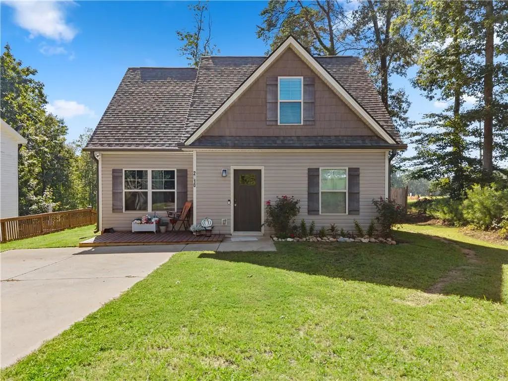 2310 Belaire Drive, Cumming
