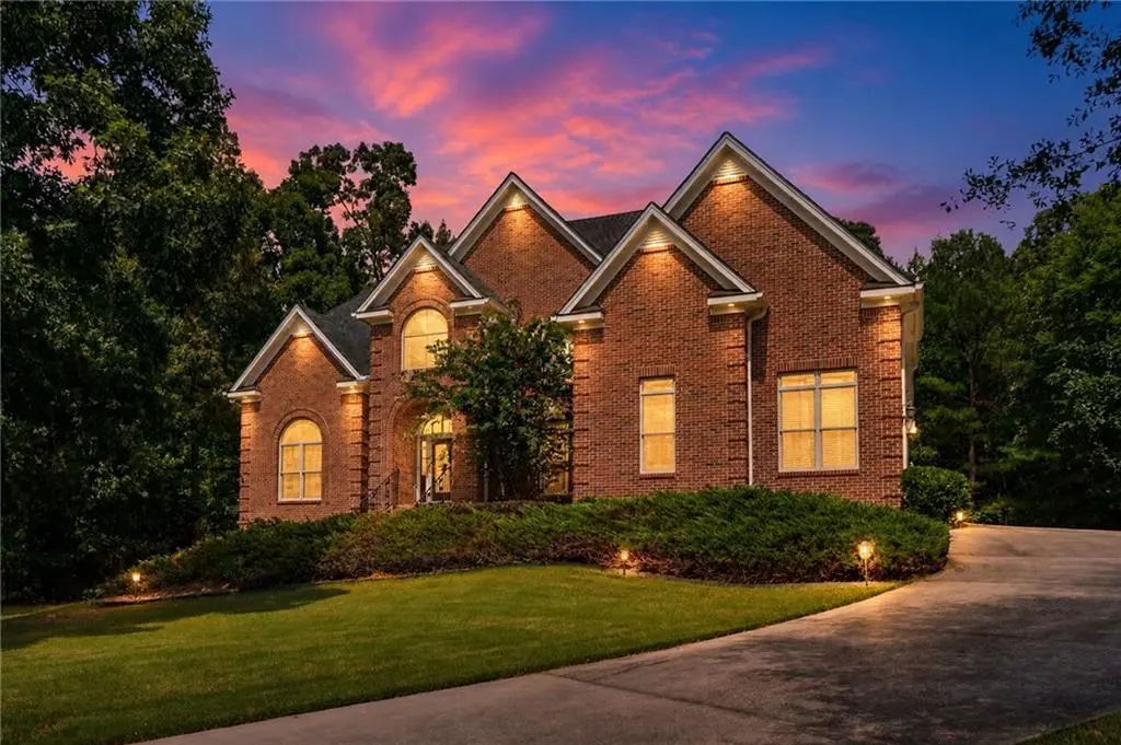 1442 Swiftwater Circle, Mcdonough