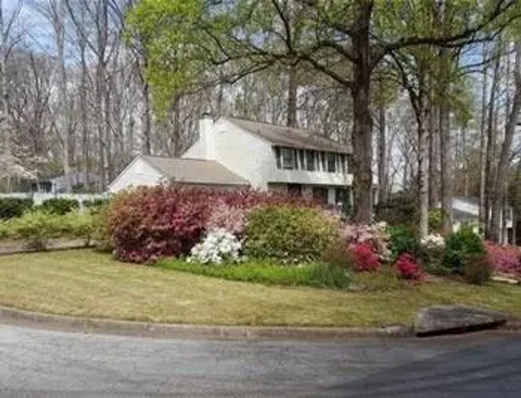 3441 Valley View Drive, Marietta