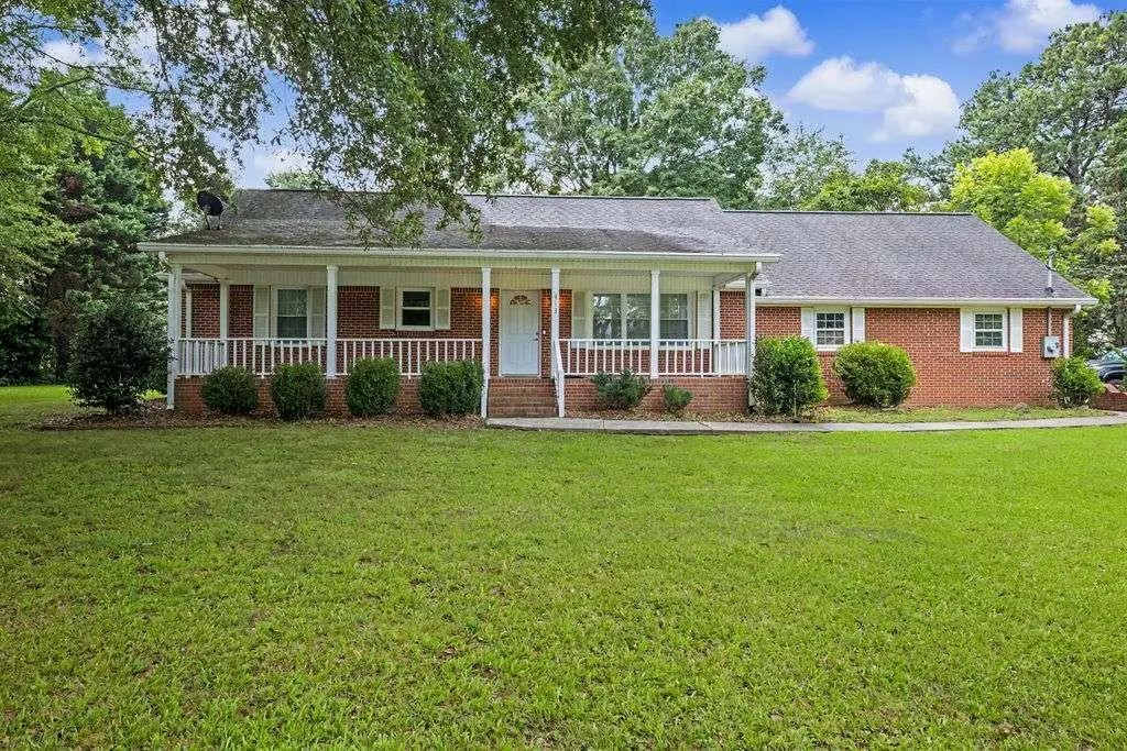 413 Old Newnan Road, Carrollton