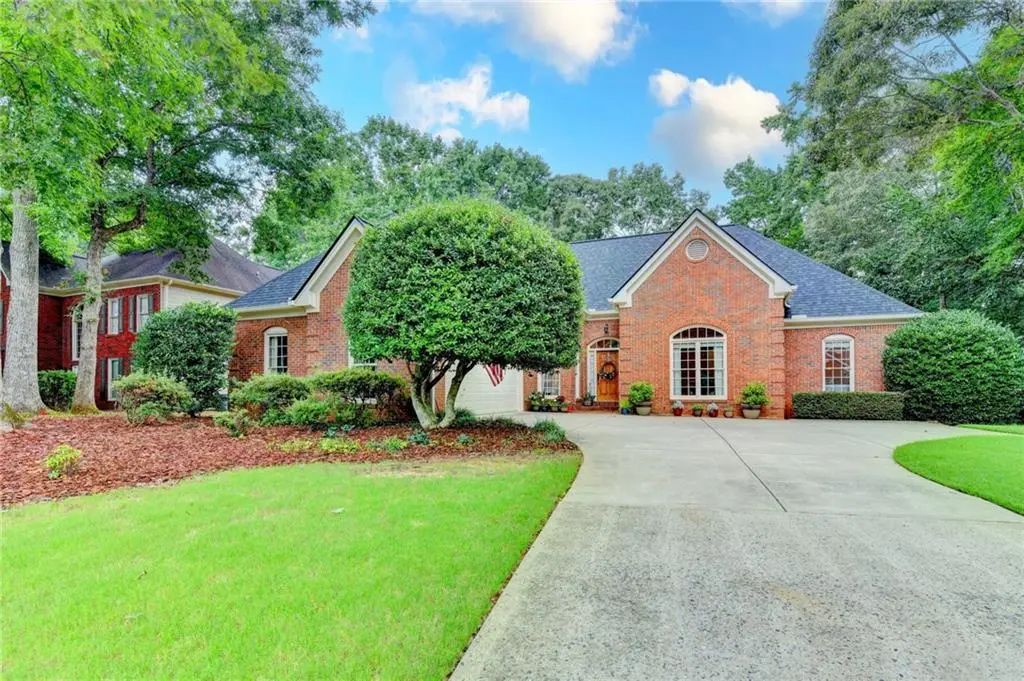2470 Bexford View, Cumming
