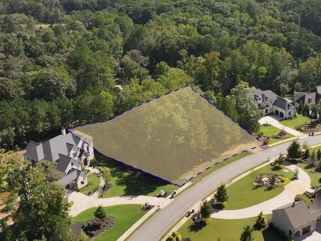 15995 Manor Club Drive, Alpharetta