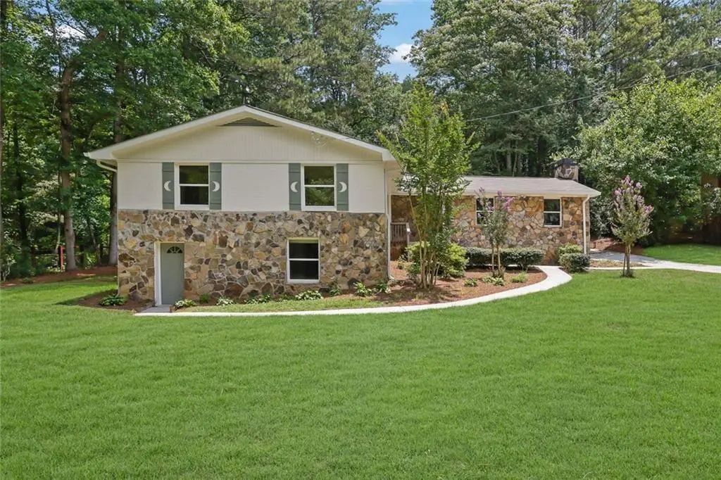 2270 Addison Road Ne, Marietta