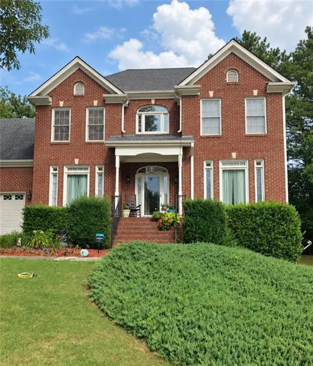 540 Shore Drive Nw, Suwanee