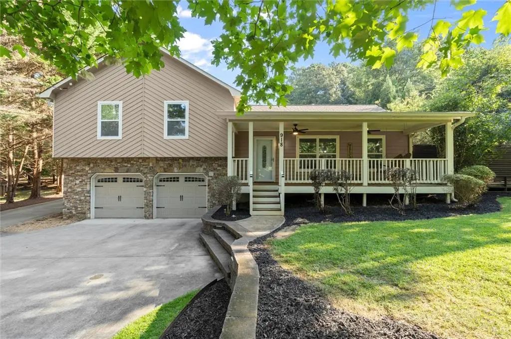 918 Victoria Landing Drive, Woodstock