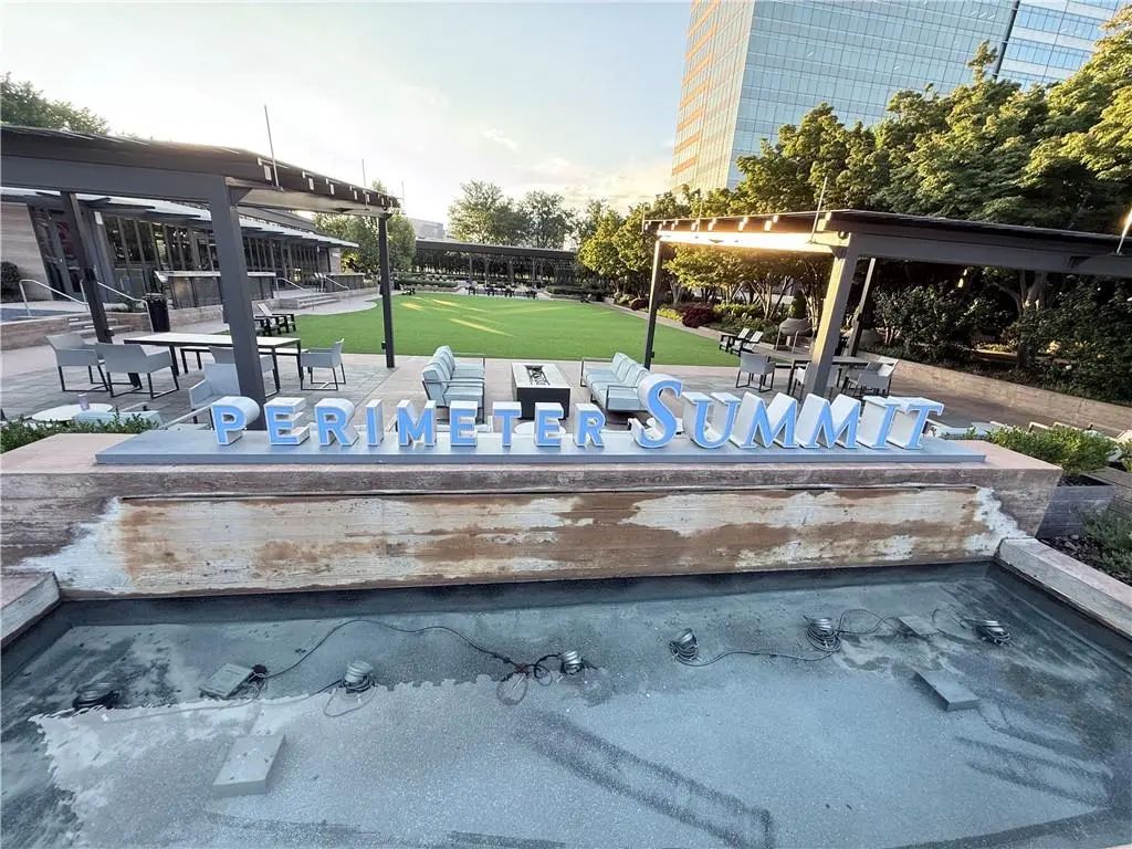 Unit 4307 - 10 Perimeter Summit Boulevard Ne, Atlanta