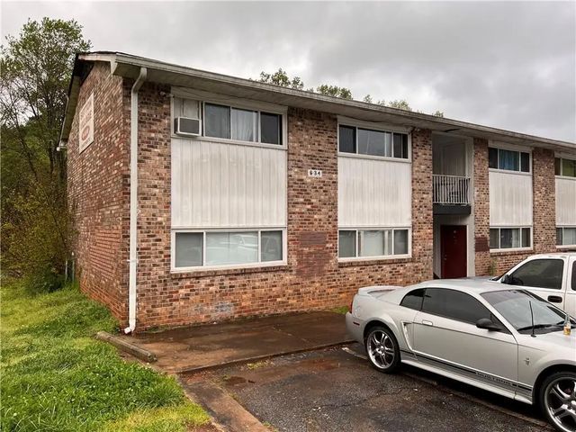 634 Jolly Avenue S, Clarkston