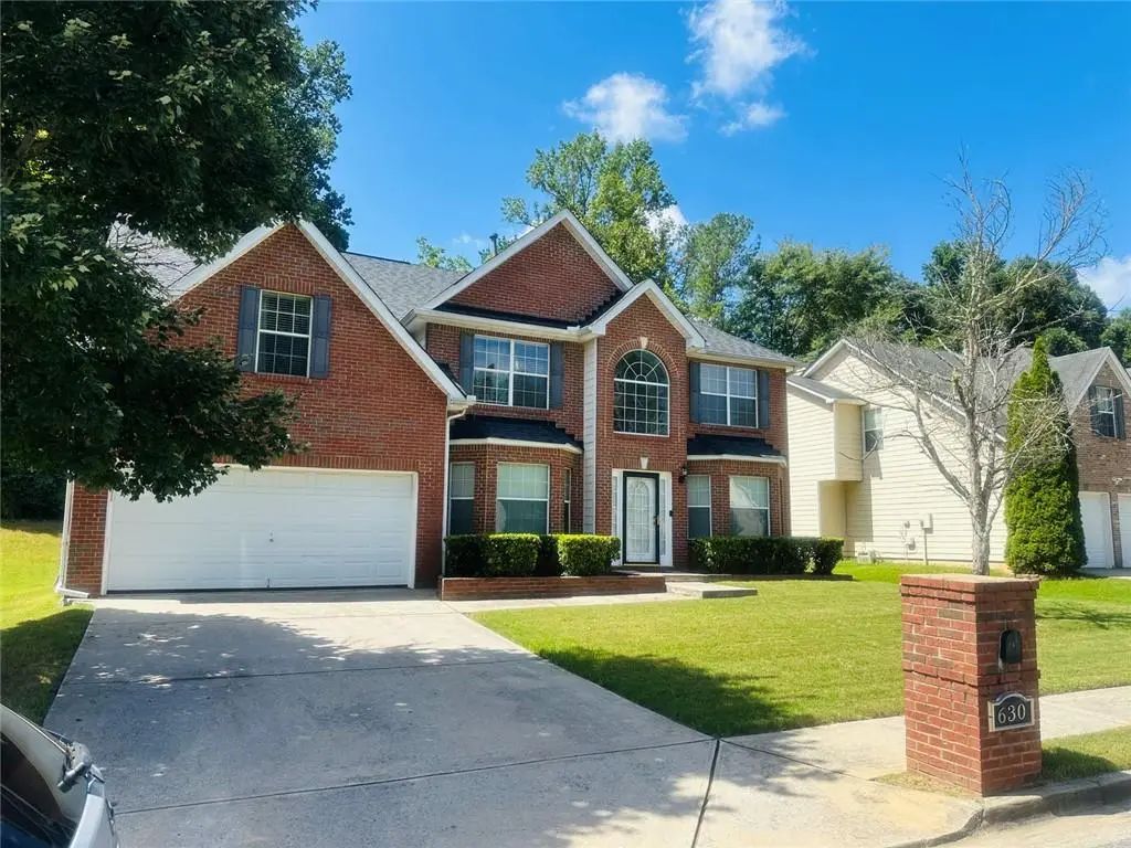 630 Wildboar Court, Fairburn