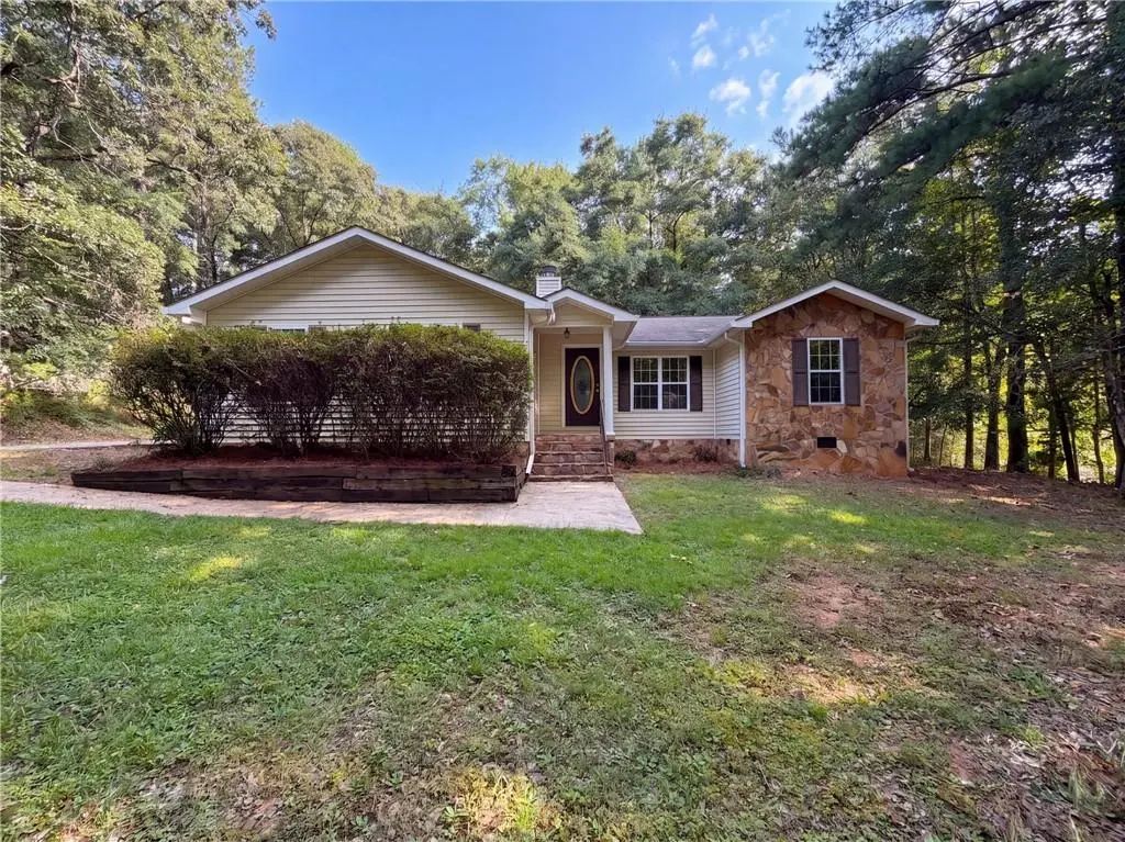103 Saddlebrook Court, LaGrange