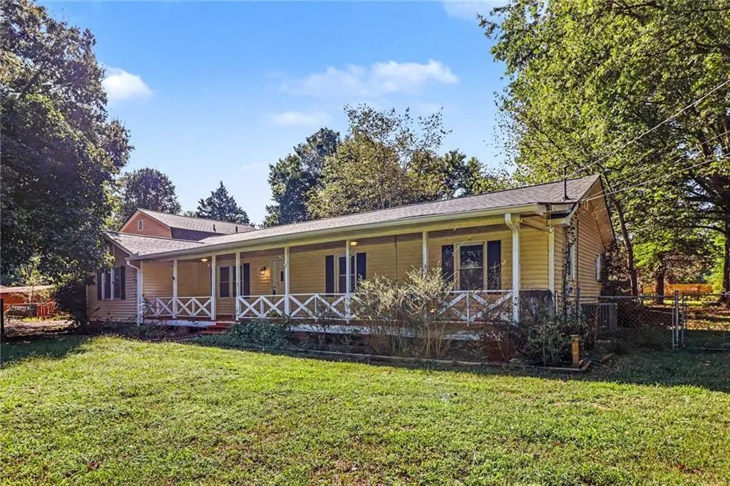 30 Patton Street, Cartersville