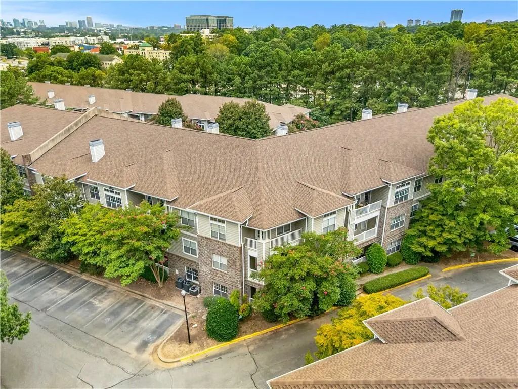 Unit 1308 - 2700 Pine Tree Road Ne, Atlanta