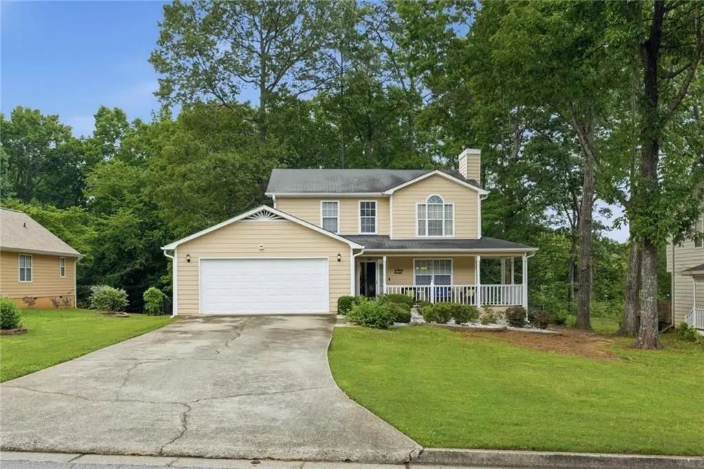 9636 Squirrel Wood Run, Douglasville