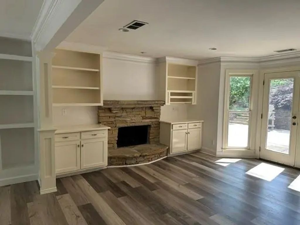 1459a Brookcliff Drive, Marietta