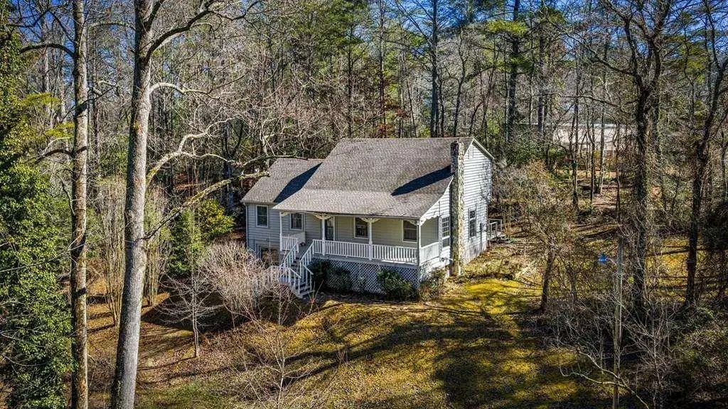 102 Captains Cove, Blairsville