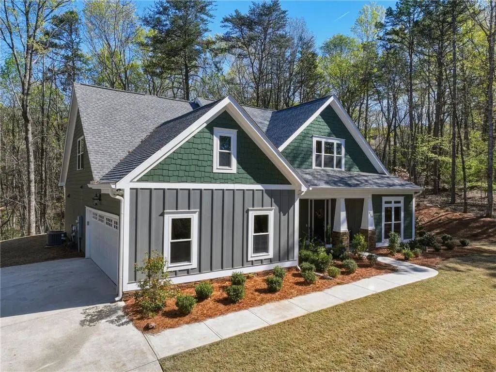 320 Fern Park Drive, Dawsonville