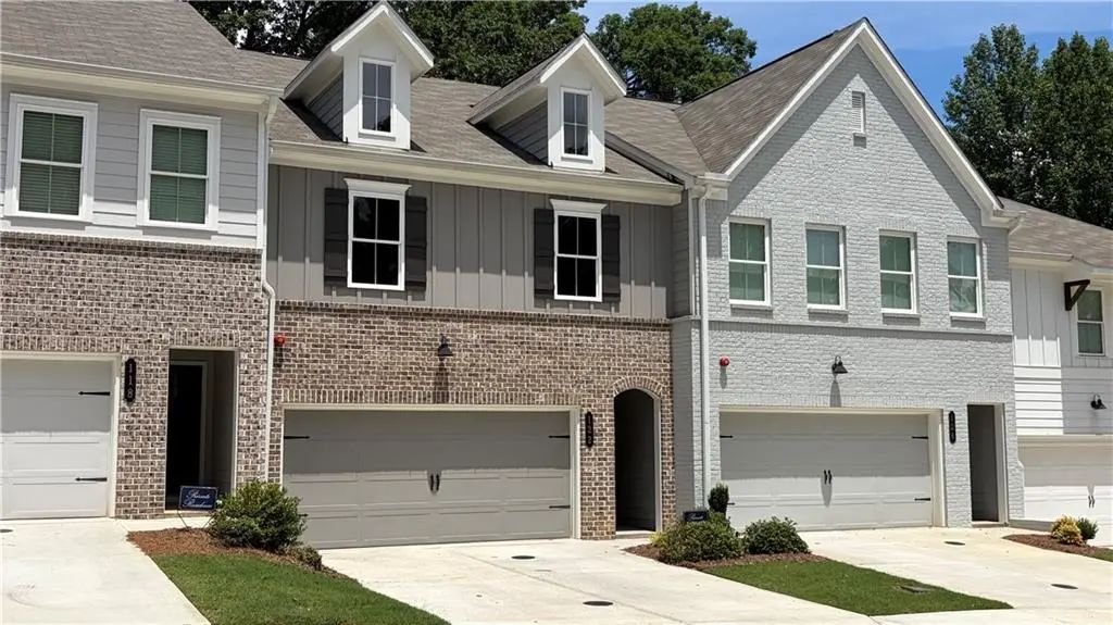 122 Bluffington Way, Marietta