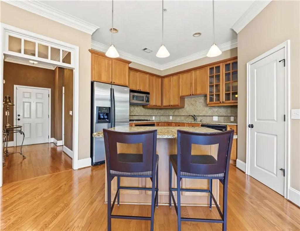 Unit 1417 - 11 Perimeter Center E, Atlanta