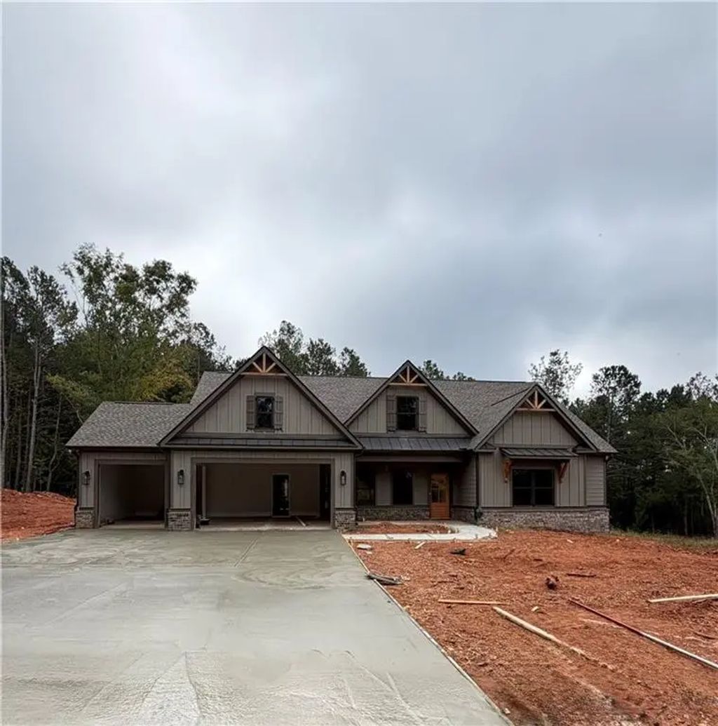 78 Riverside Trail, Monroe