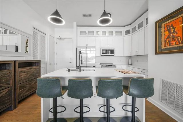 Unit 815 - 711 Cosmopolitan Drive Ne, Atlanta