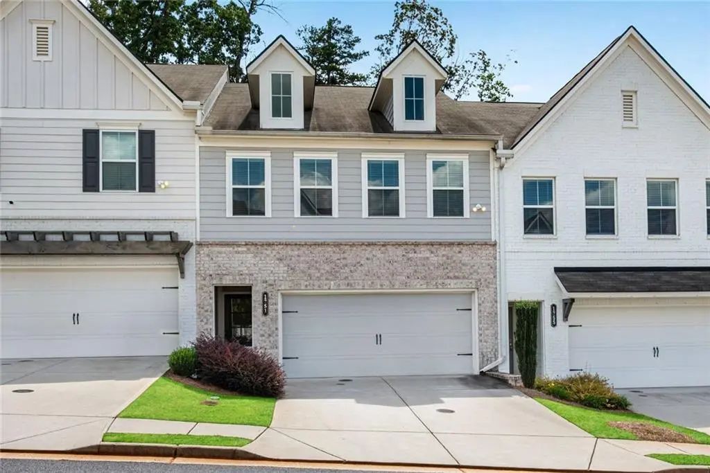 1251 Willamette Way, Marietta
