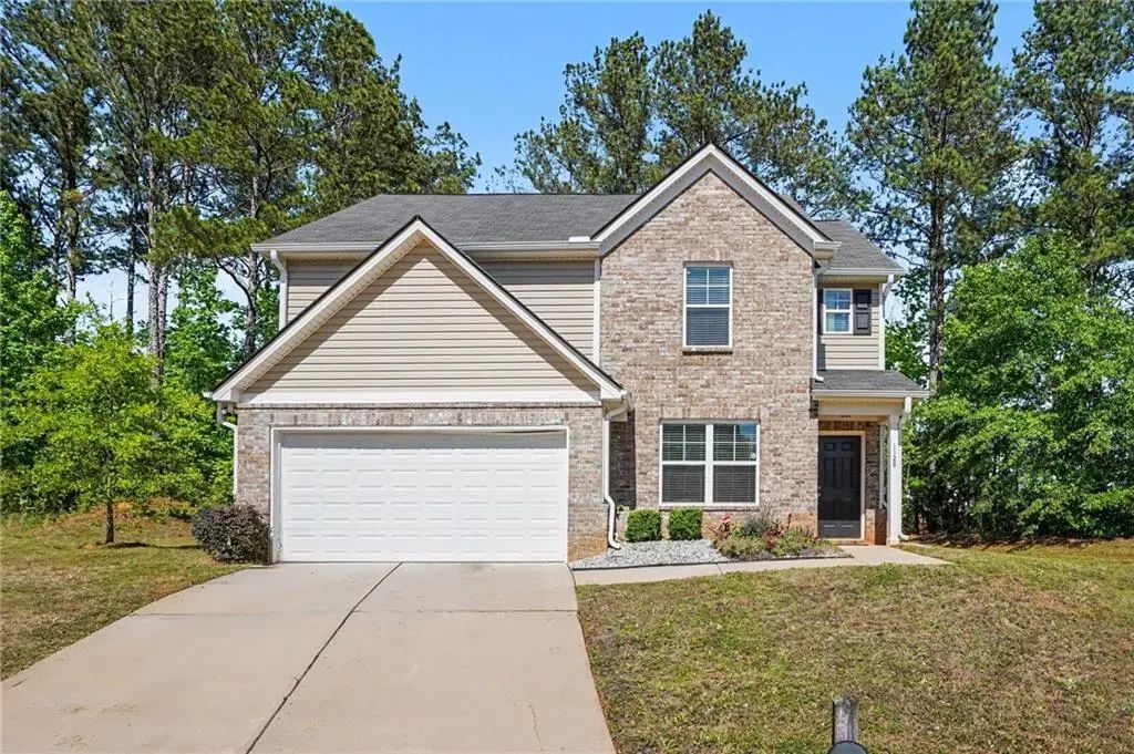 1128 Oak Hollow Lane, Hampton
