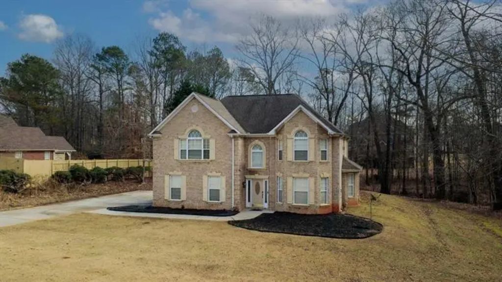 480 Young James Circle, Stockbridge