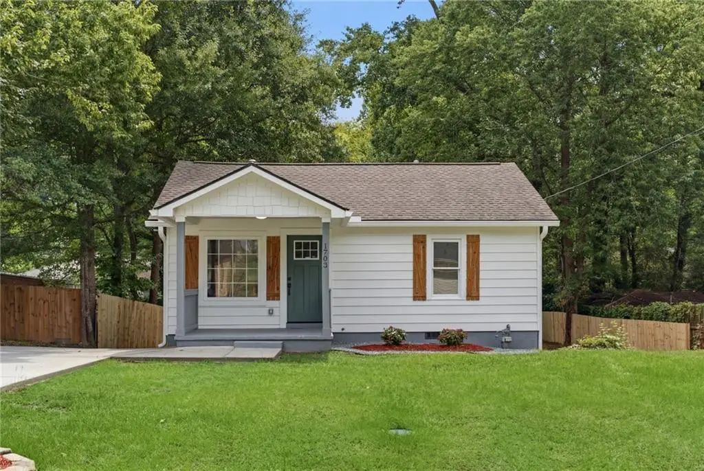 1703 Pine Street Se, Marietta